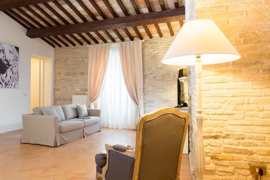 Palazzo Gentili Apartment San Severino Marche Exterior photo