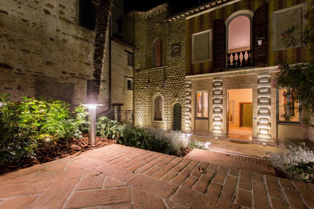 Palazzo Gentili Apartment San Severino Marche Exterior photo