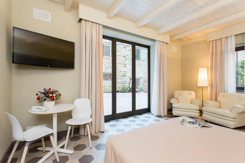 Palazzo Gentili Apartment San Severino Marche Exterior photo