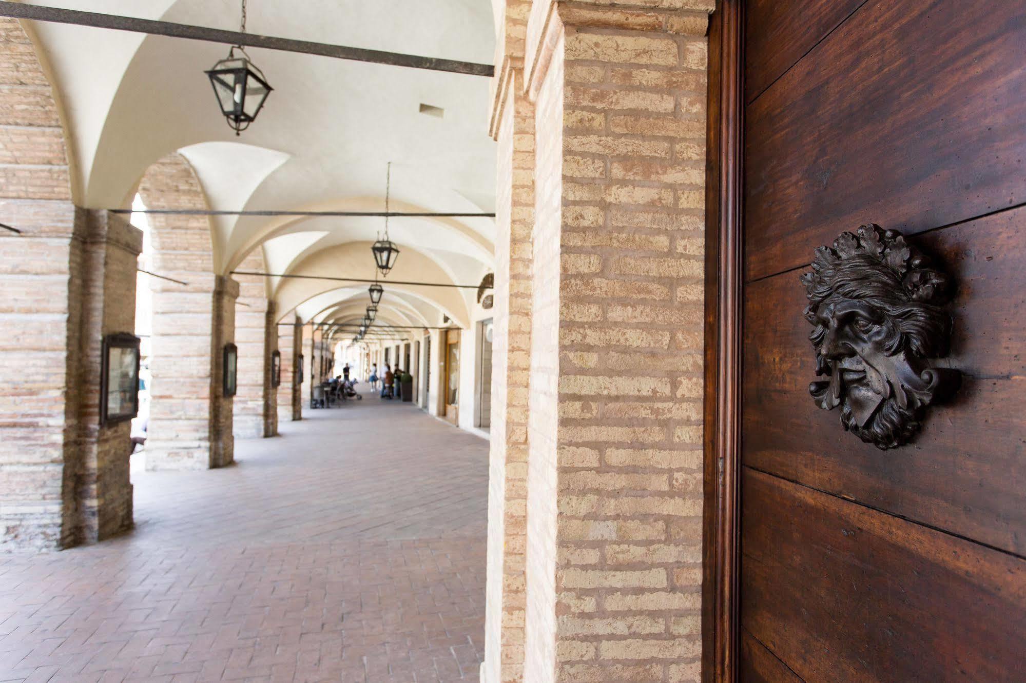 Palazzo Gentili Apartment San Severino Marche Exterior photo