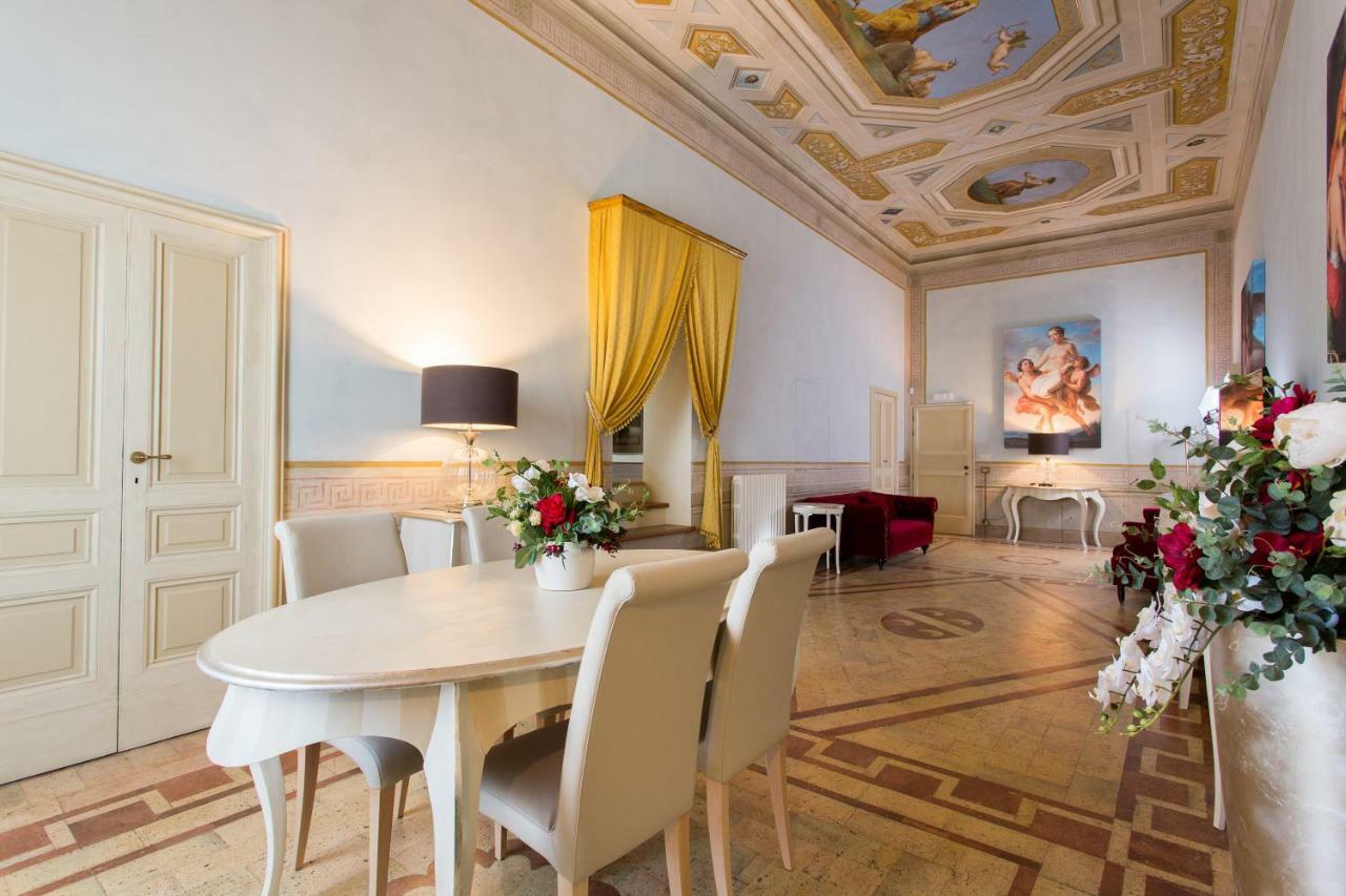 Palazzo Gentili Apartment San Severino Marche Exterior photo